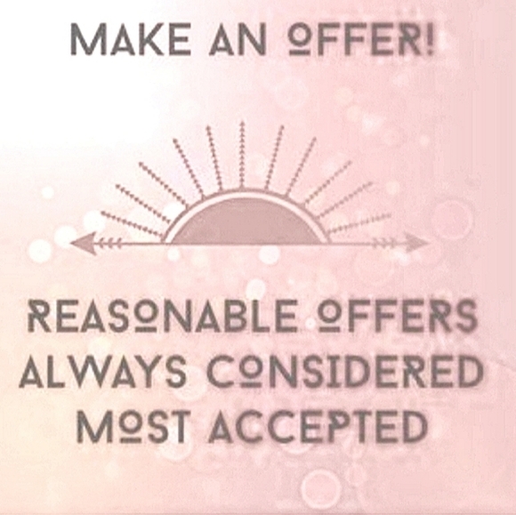 Valentine's Day Rhinestone Hearts Dangle Earrings NEW in package - Picture 7 of 9